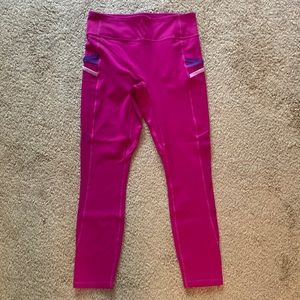 Fabletics  Trinity 3/4 length leggings with pockets-never worn